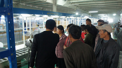 参观工厂 全民见证——荣事达以诚信立企展示净水设备品质